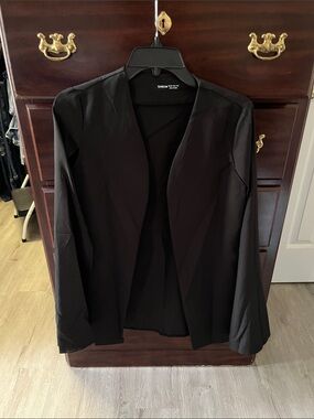 SHEIN Black Open-Front Blazer Jacket